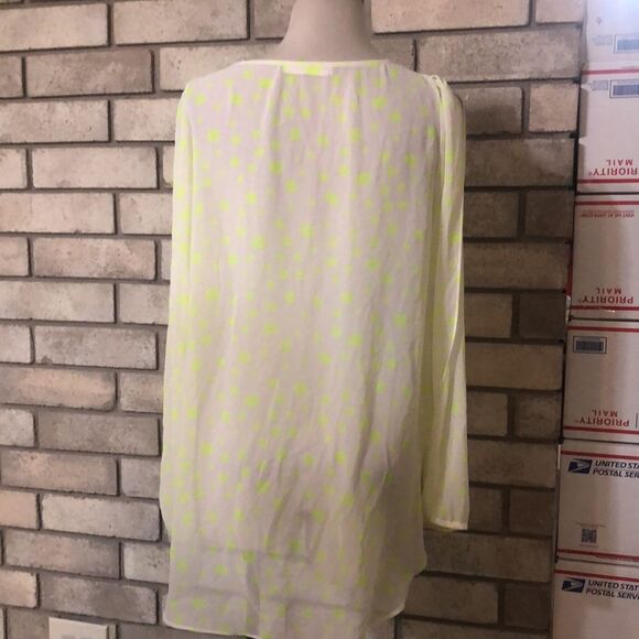 3for $20 blouse - Picture 2 of 3